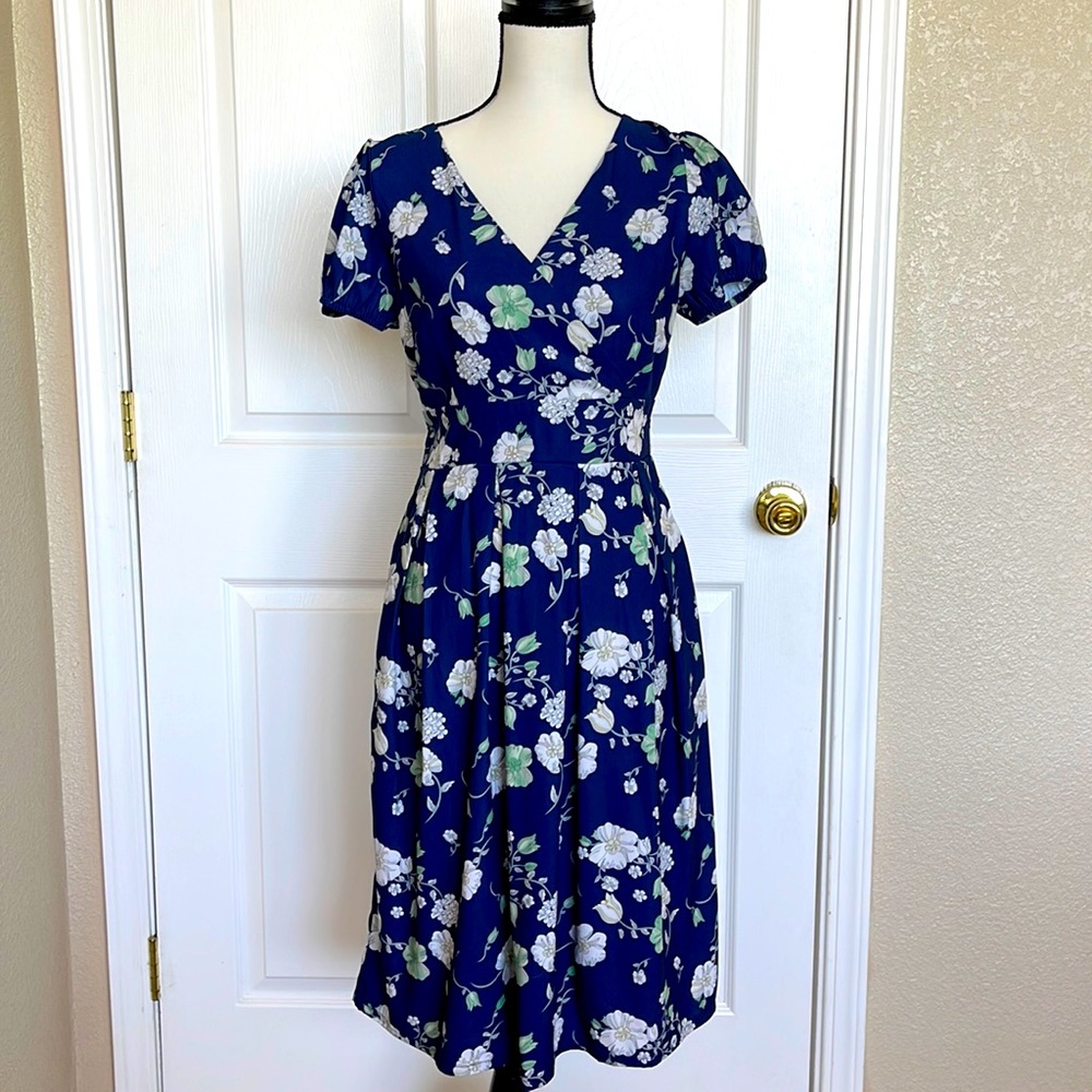 Timeless Blue and White Floral Midi Dress Size 8